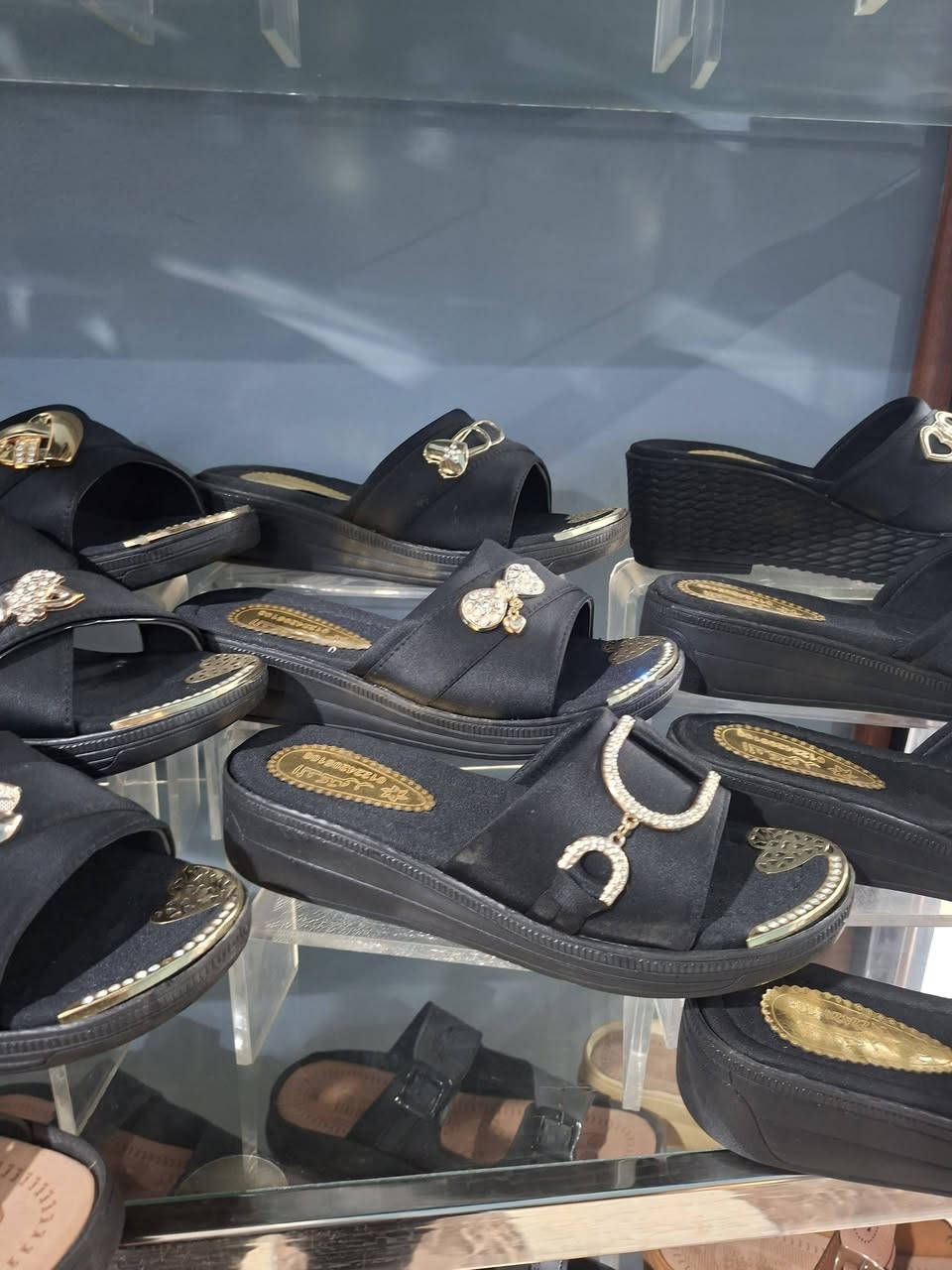 اجدد تشكيل لعيد الام 
https://chat.whatsapp.com/KRKZirtxrVnL1YRtNtyLOZ?mode=gi_t


**إذا كنت صاحب هذا الإعلان وتريد حذفه لأي سبب، رجاءا أرسل رسالة إلى الدعم الفني**