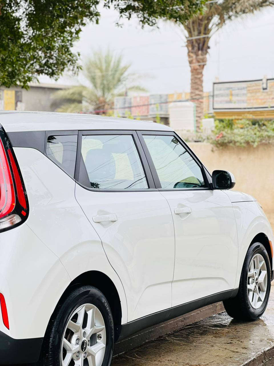 السلام عليكم من رخصة الادمن المحترم كيه صول موديل ٢٠٢٣ وارد امريكي حادثه مثل ما موضح بدون أي دواخل بدون ارباك السعر ١٦٥ وبيه مجال قليل العنوان بابل محاويل رقم الموبايل ***********
