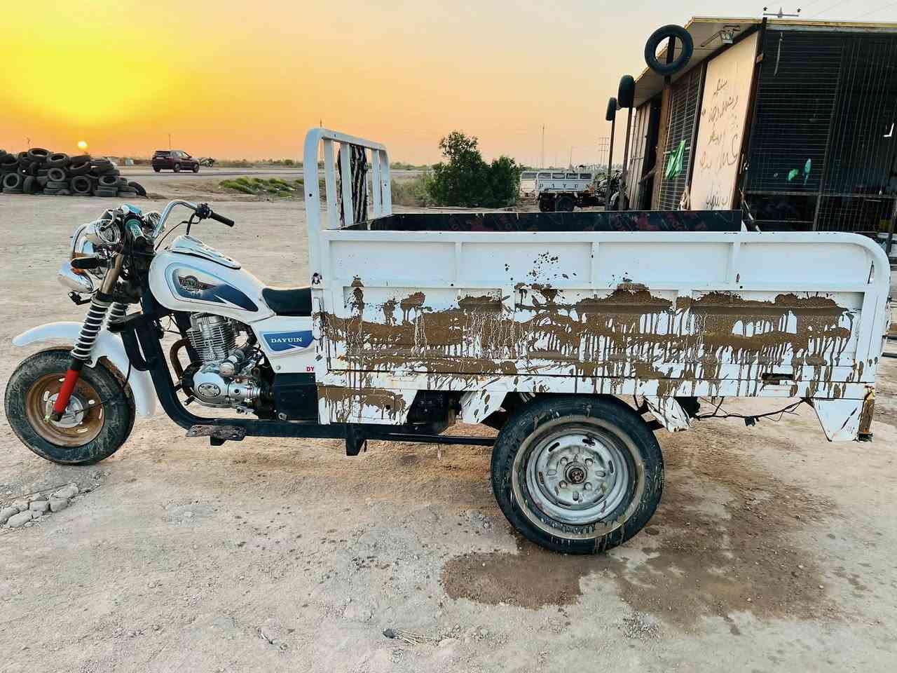 ادوات للبيع سعر خاص  مكينه كفاله برغي مامفتوح بيها شاصي مكفول زلغ مابي من اول سلف كير بوكس بجيس باتري كهربائيات اي شي بالجيس ماتعبك صوتها ماينسمع كفاله عن سرقه ***********
