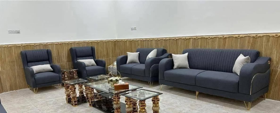 تخم كامل 10 مقعد 5 قطع
الدزاينات والتركية بس يمنه 

🇮🇶شغلنه يختلف عن غيرنة 🇮🇶 
     🎁مع هدية 8 كوشات مع سيت طبلات ثلاثية 🎁

 10 مقاعـــــــد 
 قنفه ثلاثيه عدد 2
قنفه ثنائيه عدد 1
كرسي عدد 2
💗💗💗💗💗
🛋مواصفات التخم🛋
مقعد بلوك اسود  16 ملم
خشب جام روسي
اسفنج مميز ضغط عالي 7 سم
قماش قديفة او وتر بروف او كتان 
حسب طلب الزبون 
ارجل التخم عظم عاج ضد الكسر او ارجل حديد او ارجل خشب حسب طلب الزبون 
السعر 500الف 

ضمان لمدة سنتين كامله صيانة داخل المعمل

 
التوصيل متوفر بغداد وكل المحافظات العراق  

متوفر توصيل داخل بغداد والى جميع المحافظات بأسعار مناسبة 
للاستفسار الاتصال على الرقم
للحجز واتساب ***********
والعرض لفترة محدودة ..
ملاحظة / لا يحق للزبون رفض الطلب بعد التثبيت ..
