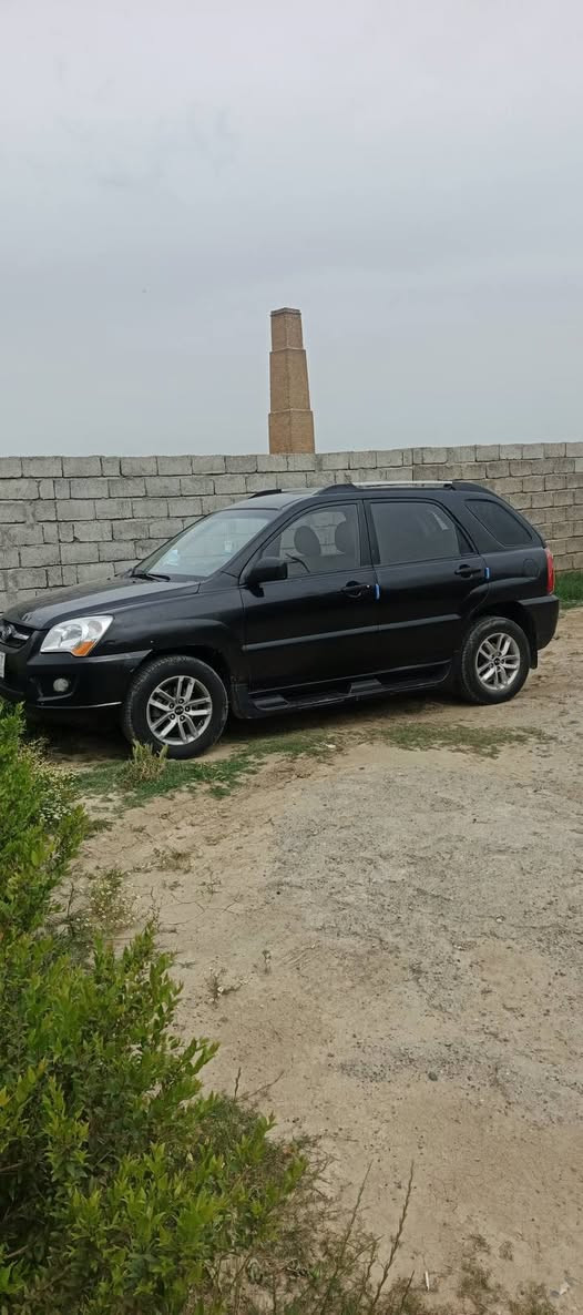 السلام عليكم. سبورتج للبيع  او مراوس بااقل محتاج فرق. موديل ٢٠١٠ محرك ٦ (٢٤٠٠) تبريد تدفئه شقال رقم نينوى اللماني سنوية لل ٢٨ سيارة صبغ عام اثر تحرير كير محرك شرط طخم امامي خلفي جديد طخم تاير جديد السعر ٨٥وبيها مجال نقد فقط للاستفسار (***********) متواجد ع الفيس
