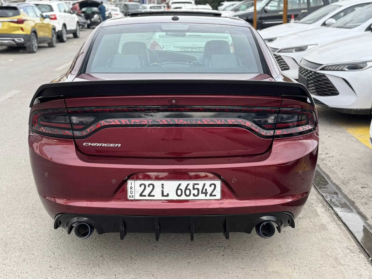 2020  SXTبلاس فول مواصفات لون كرزي 🍒 
المواصفات 
كشنات امامية تدفئة تبريد 
كشنات خلفية تدفئة 
قطعتين تبريد 
فتحة 
ستيرن تدفئة
خزن ميموري بعد هواي مواصفات بيها لدات محيطية كل السياره 
بجم كبس بدون ايرباك سياره جديده ماشية ٦٨ صور الحادث مرفقه عنوان بغداد حي الإعلام خابرني وبخدمتك 
*********** واتس آب
