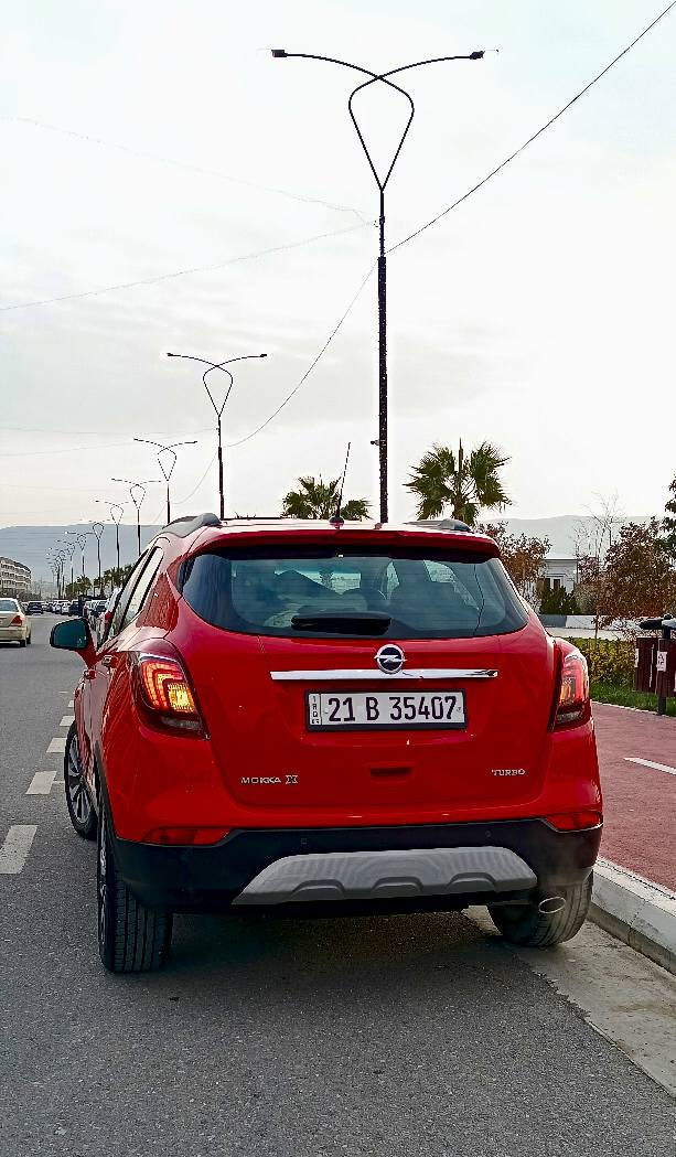 { به ناوی خوای گه وره }

ople { mokka  X } 🚗 { خلیجی }
 : فول فول مواسفات 
به سمه و سلایت ـ
کوشن ساردو گه رم ـ
ناڤیگه یشن ـ
سوکان هیته ر و ڤۆلیم ـ
 ته حدید سورعه ـ 
حاسه ی پیش و دوا ـ
شاشه گه وره و کامیره و رادار ـ 
کوشن جلد و خه زن و کاره با ـ
سیاره که  زۆر زۆر تازه یه و بێ مه سره فه
خلیجی یه سه یاره که یه ک ده سته له شه ریکه وه
هه ردو به سمه ی شه ریکه ی ماوه
ته نها ٦٣٠٠٠ ڕۆشتووه

 سه نه وی ٢٠٣٠ تازه یه هه زه و به رادی تاره یه 
 ٤ تاییه لوکی له ژیرایه سه یاره که به نای خۆمه وه یه
سه یاره که بێ بۆیاخه 
ته نها دوو ساردی بچوکی هه یه

☎️ ( *********** )( *********** ) السليمانية, العراق
