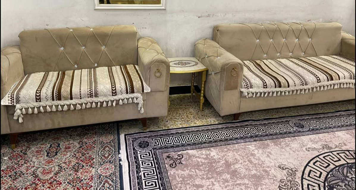 تخم مستخدم للبيع 10 مقاعد 
العنوان : بغداد _العبيدي
رقم الهاتف : ***********
