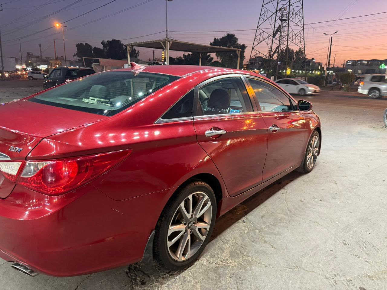 __ سوناتا ٢٠١٣ 
بصمة تشغيل وفتح 
محرك تيربو ٢٠٠٠ /Gdi
وضعية قيادة نظام ايكو 
شاشة وكامرة متحركة بلادية 
سلايت 
المقاعد الأمامية تدفئة 
تحكم مقعد السائق نظام كهرباء 
مانع تزحلق 
شفتات ستيرن سبورت ( تحويل إلى نظام السبورت ) 
تبريد منفصل ( تحكم منفصل مناخي )
السيارة ماشية 70 الف ميل

109 وبيه مجال بسيط

***********
