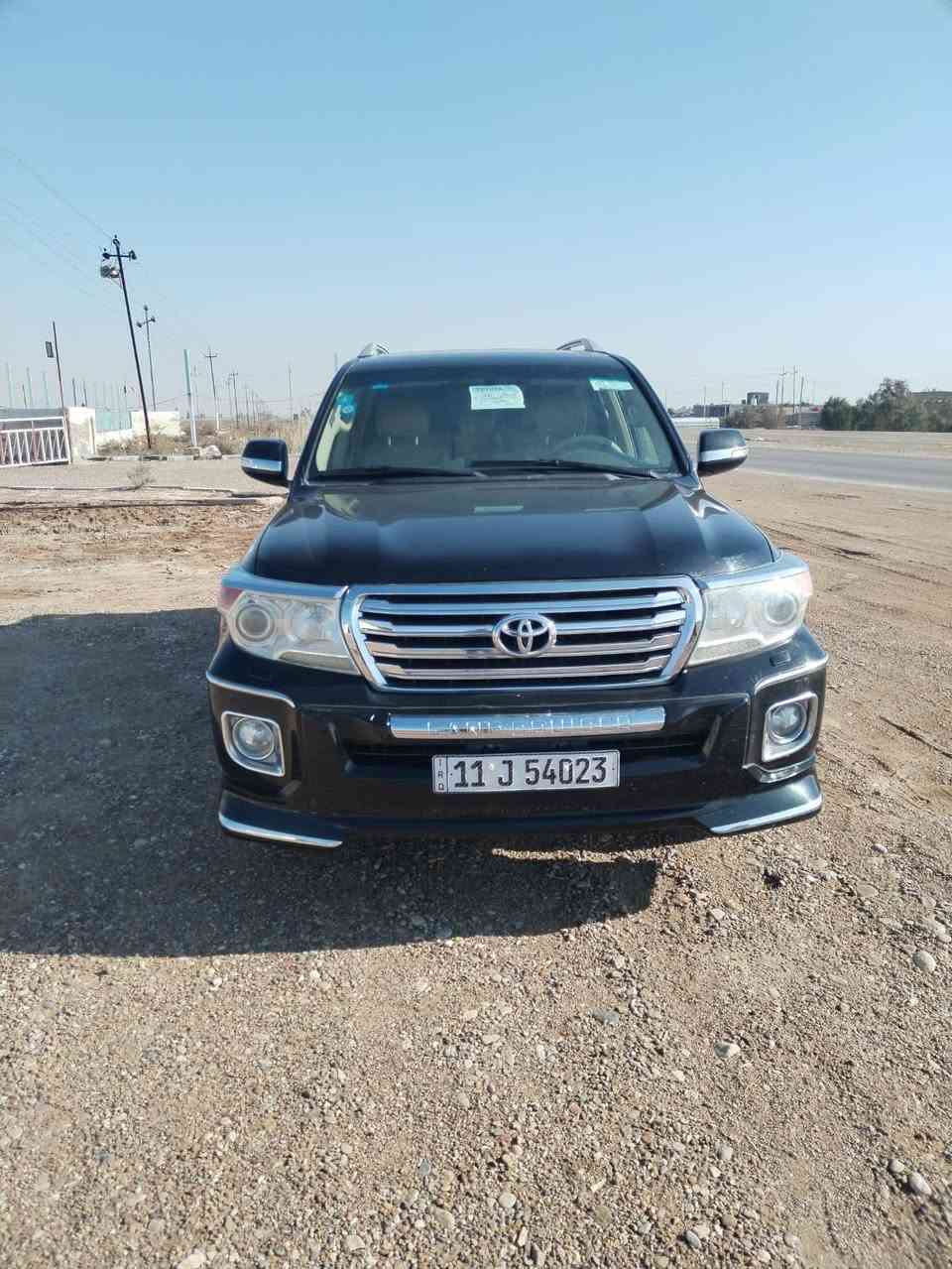 لاندكروز ٢٠١٢ رقم بغداد محرك ٦ سلندر لون اسود بيها حالوب بالقماره وتكحيل بسيط بالبيبان بس السياره جديده ونظيفه كلش ومكفوله من الضربه والصبغ والبارد والتبديل
***********
***********
