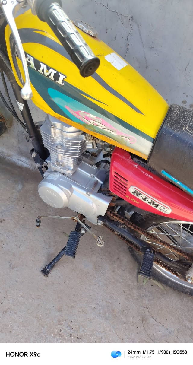 للبيع موديل 25 ابيع ع هلوضع دراجه متروكه صارله تقريب شهرين أو أكثر ابيع ع هلوضع ع هلوضع +أوراق +مكان بابل شراي يتصل ***********
