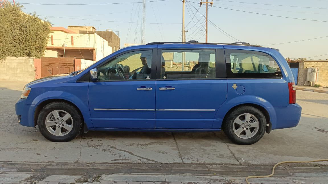 السلام عليكم 
العنوان (.     كركوك.      )🏠
دوج كرفان 2008🚙 السعر (.  115$. )💸
محرك جديد شاده (3800) 
كير بالشرط⚙️
كرهبائيات بالشرط ⚡️💡 
شاشه بلاديه 📟سماعات مفوله 🎼
منضومة تبريد جديد شاده ❄️
تخم تايرات جديد🛞
باتري جديد 
بيباان كهربائيه 
جنطة كهربائيه
كشنات بلاديه نضيفه
رقم جديد بااسمي  (بغداد) سنويه (2031)
شرط التحويل ( تحويل ثاني يوم )
سياره بلاديه واحلى من الصور 
للااستفسار الاتصال ع الرقم التالي 
(*********** ) غير متواجد عالفيس
