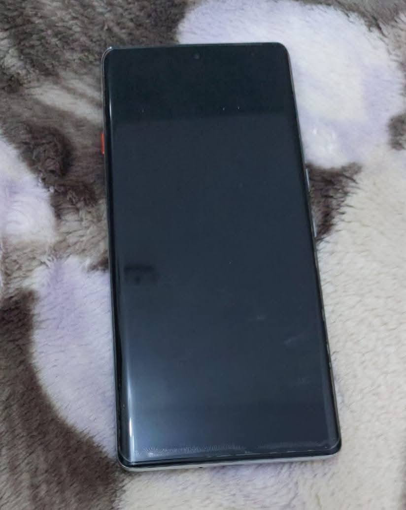 تكنو كامون 40 برو 4جي
ذاكره 256  8+8 

جهاز ما بي اي مشكله

بصمه بل شاشه 

شاشه مصفحه

تصوير كلش حلو

لا يوجد ملحقات فقط كارتون

مكاني كربلاء 

سعر 225 وبي مجال كلش قليل


**إذا كنت صاحب هذا الإعلان وتريد حذفه لأي سبب، رجاءا أرسل رسالة إلى الدعم الفني**