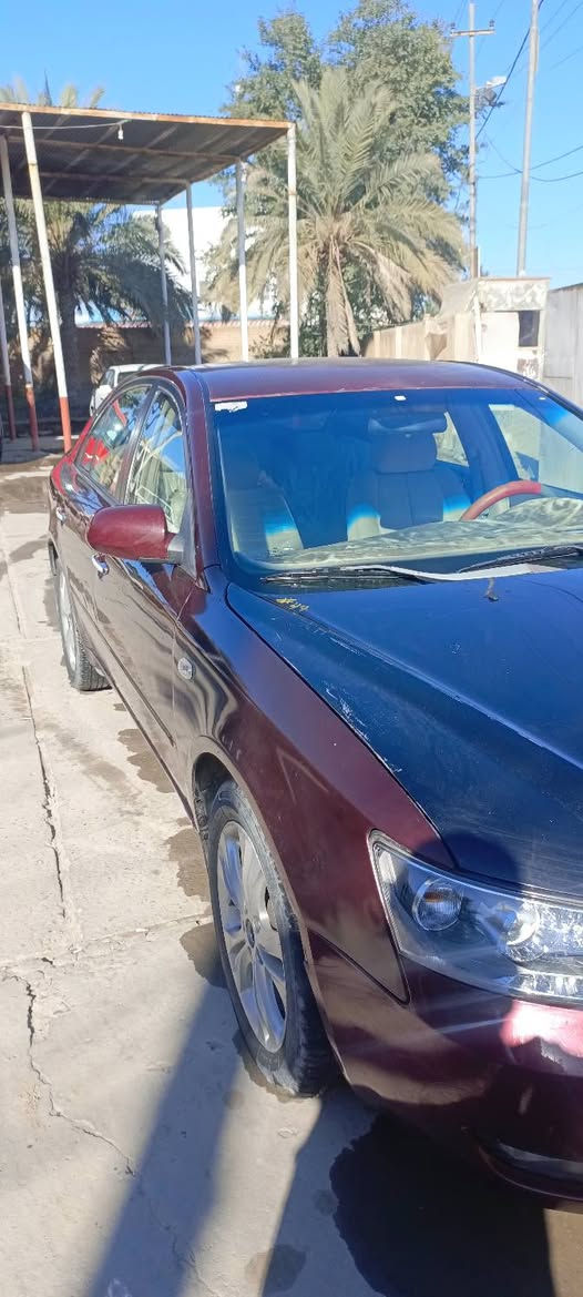 السلام عليكم 
سوناتا وارد امريكا ضرهها بنيد وجاملغ وصبغ عام الجماليه مكينه تخم تاير تخم ويل كب حداديه جاهزه رقم بابل موبايل ***********السعر 85و بيها مجال مال كاسب
