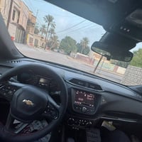 تريل بلايزر ٢٠٢٢ للبيع رقم بغداد قطعتين صبغ فقط ماشيه ٣٠ الف محرك ١٢٠٠...