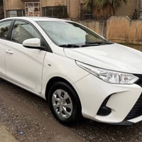 تۆیۆتا یارس 2022 گێر ئۆتۆماتیک  ۷۹ هەزار ڕۆشتووە  تەنها یەک چەمالەغی ب...