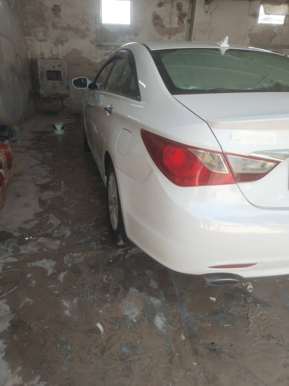 السلام عليكم سوناتا ١١ امريكيه ضرر فقط بنيد بدون دواخل بدون ايرباك جاهزه ع اخر حبايه واحلا من الصور بصمه 
تخم تاير جديد تبريد ثلج شاشه وكامره تحكم ستيرن لايت عالي ناصي زنون اصلي وكاله كشن كهرباء
حداديه امامي وخلفي جديد باتري جديد كير ومحرك بشرط معلايه كازكيت شرط بس عادي دير
سياره اقل الحزام ع أيدي رشيتهه وصورها يم الصباغ موجوده بالمنشور سبب تكشير لنو أبيض صدفي انطيك حزام بدون تكم وقماره وشرط ع السونار وعندي سونارها جديد والله مكان ديالى *********** ماعجبتك ادعينه بلرزق والله يوقف الجميع يارب السعر ٨٧ وبي مجال حك الجيه
