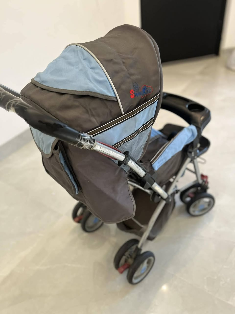 عربانة اطفال للبيع السعر 75 وبيها مجال بسيط


**إذا كنت صاحب هذا الإعلان وتريد حذفه لأي سبب، رجاءا أرسل رسالة إلى الدعم الفني**