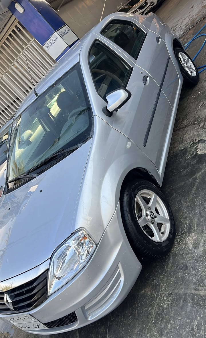 رينو 2010 فرنسي اوتماتيك. جاهزه تبريد شغال للبيع مكان السياره بغداد ***********. سعر 55 و بيها مجال
