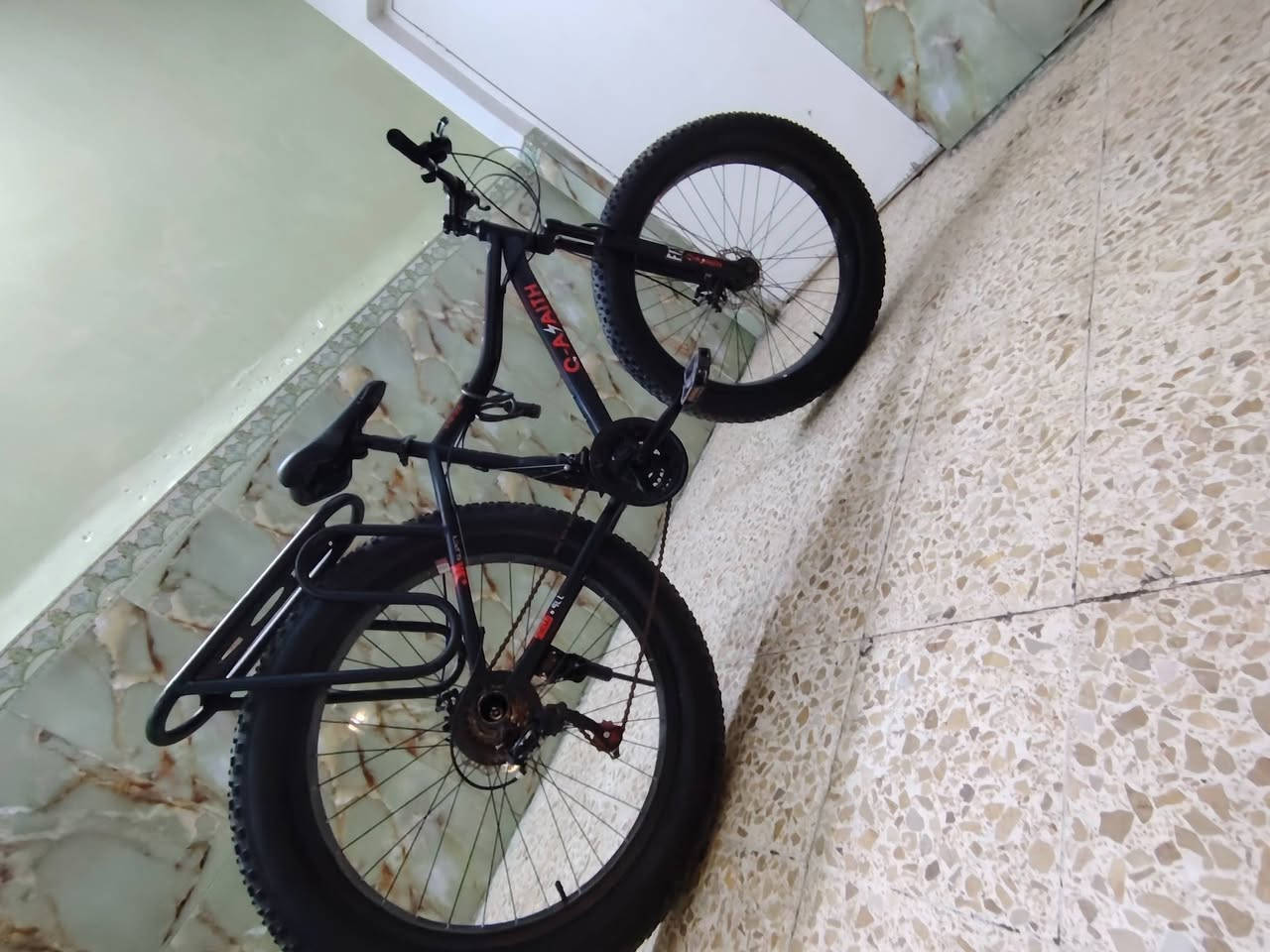 سلام عليكم بايسكل جبلي جديد وكالة شركة عالمية كير كامل مكمل سعر 200 وبي مجال مكاني بغداد الجديدة نعيريه الاتصال على الرقم ***********
