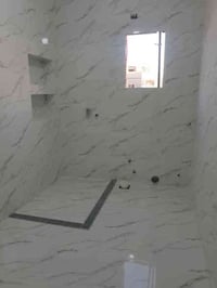 اسطة سيراميك جداري وارضي  07883942028  متفرغ  مع كادر بناء بلوك ولبخ