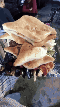 ✨.يوجد لدينا خدمه توصيل الموقع :غدير قرب ساحة ميسلون مجاور مقهى رواد ا...