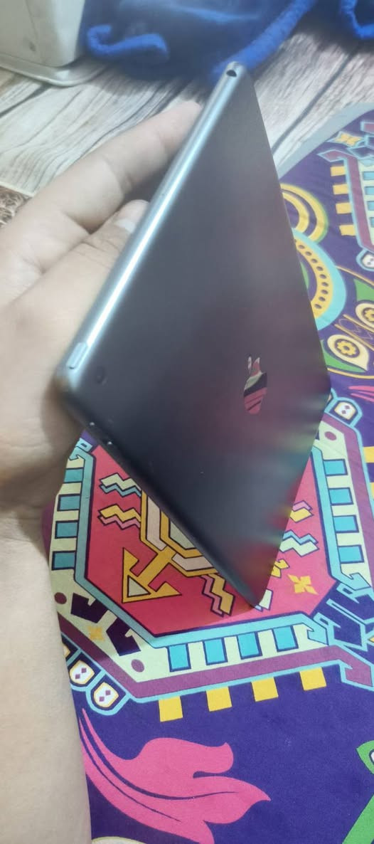 سلام عليكم ايباد 9 للبيع ذاكره 64 جهاز نضيف مبدل بي بس ايسي مال شحن غراضه كامله كارتونه و شاحنه اصليه مكاني بغداد مدينه الصدر السعر 190 الف وبي مجال قليل الرقم ***********
