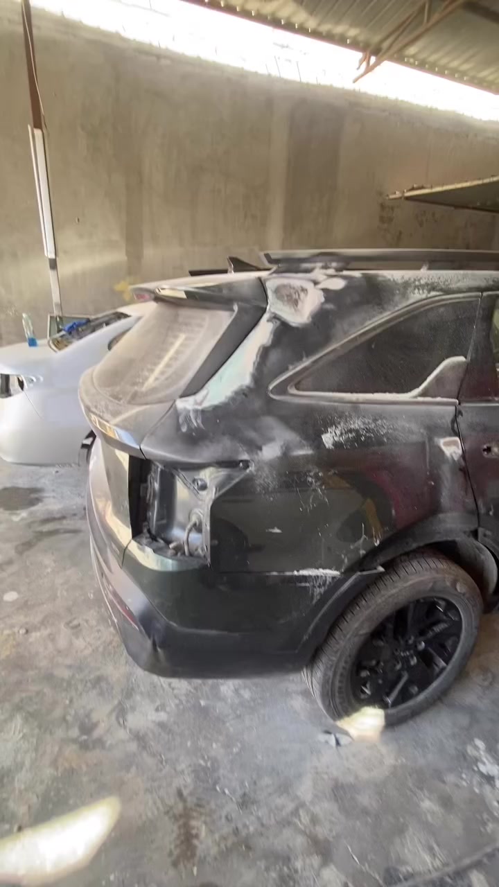 خدمات فرن الاتحاد لصبغ وسمكرة السيارات للاستفسار ***********
***********
العنوان بغداد الحسينية قرب تقاطع ابو سمير
