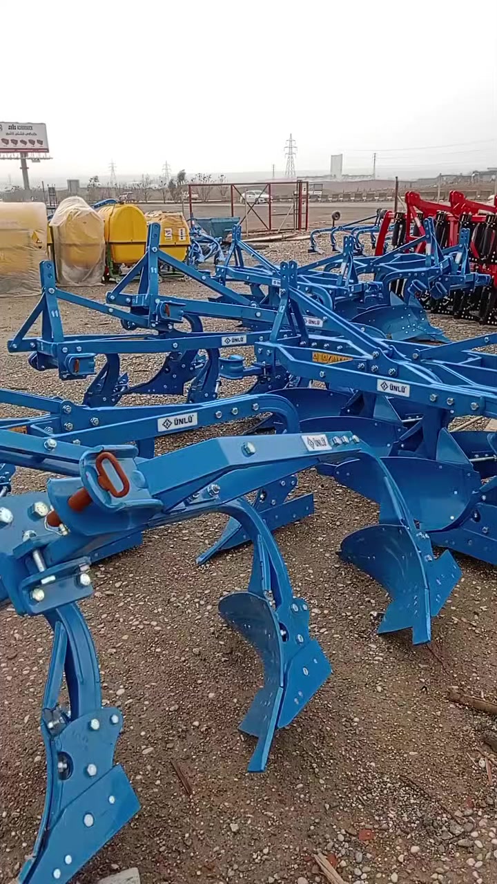 بسم الله رحمان رحيم ..  ( 2026 )
پێشانگای کشتوکاڵی حاجی رەفعت   چەمچەماڵ 
  هەموو جۆرە گاسنێکی  فاو  بەردەستە  
***********   --    ***********
