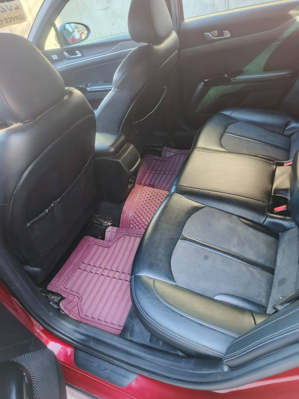 سياره كي فايف بصره معوقين مديل 2021 جاملغ  وبنيد السياره جاهزه مكينه تبريد حداديه تايرات تخم جديد محرك 1600 تيربو سعرها 137 وبيها مجال للشراي رقم صاحب السياره *********** العنوان بصره السراجي البصرة, العراق
