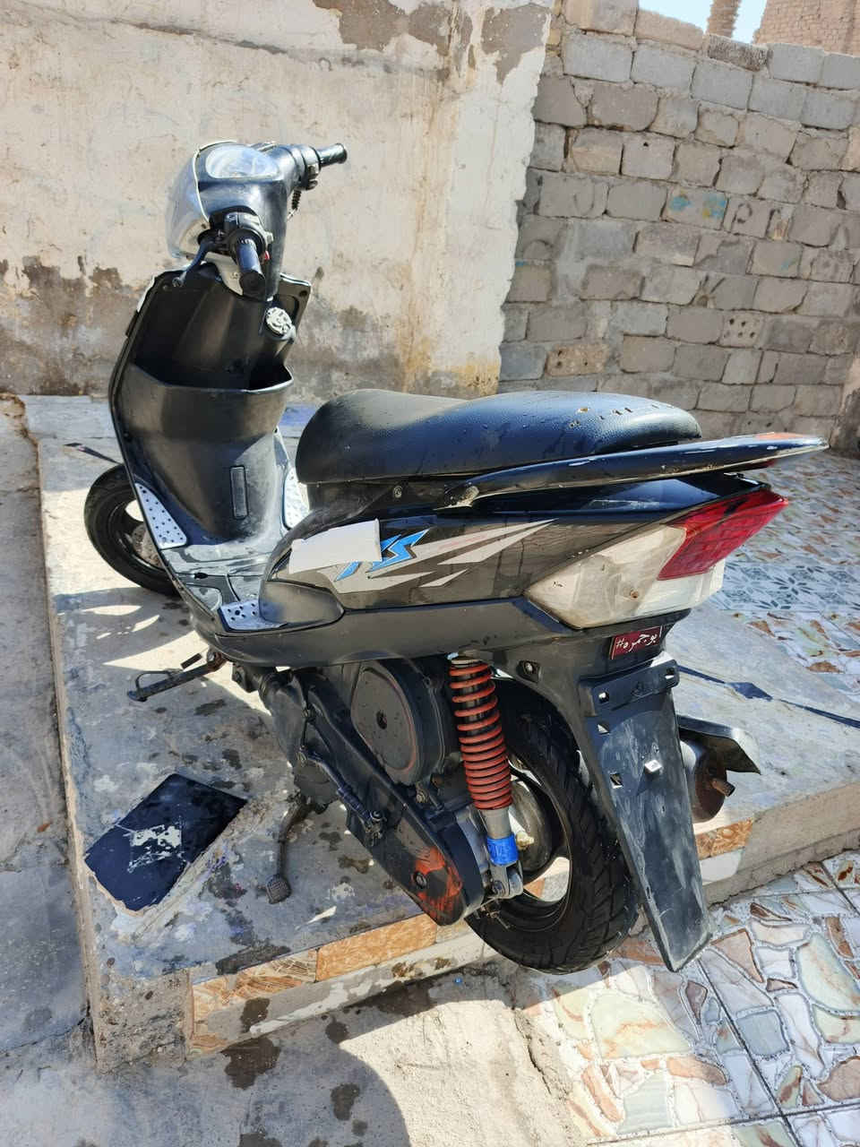 سلام عليكم ماكس مكفوله بلاديه كابرته بلادي كهربيات كله شغاله سعر 425 مكان حله بوابه جديده طريق حله دوانيه ***********
