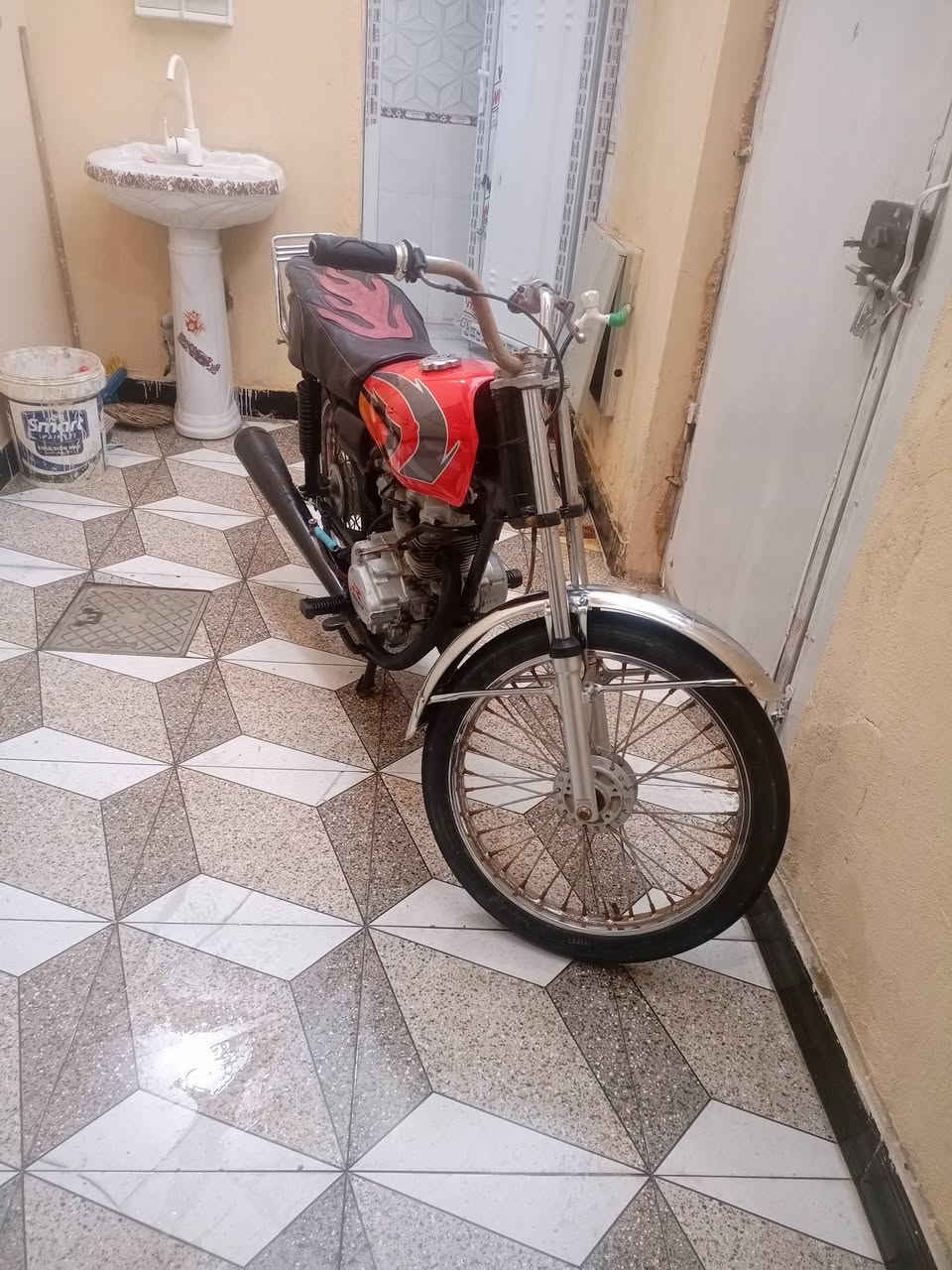 ادوات مكينه رابيدو الأصلي ام الختم دراجه تشك الكاع شرط لاتنقيص لا تبخير وخرسه كلش مكفوله من البوكه سعرهه 450 واتساب ***********
