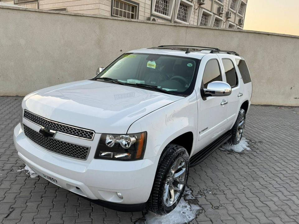 السلام عليكم 
تاهو موديل 2010 

ادوااات ادوااات 

 كفالة عامة مكينة وكير وتبريد وحدادية واكسل وتخم تاير جديدة جداً بمعنى الكلمة ترايك وين ما تريد متوم طبق الاصل انكليزي اربيل مكفولة سرقة وعشائر وانتربول 
الاستفسار 
***********
