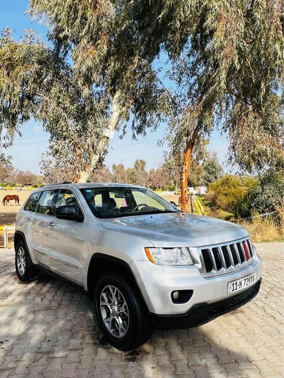 جيب 2011 وارد أمريكي بدون ضرر محرك 3600 بيه صبغ الجاملغ الامامي نصه الايمن 
ومبين بالصور وقبق الجنطه فقط بدون دواخل 
بدون ارباكات رقم بغداد جديد مكينه كير مكفولات الشراي يتصل *********** بغداد, العراق
