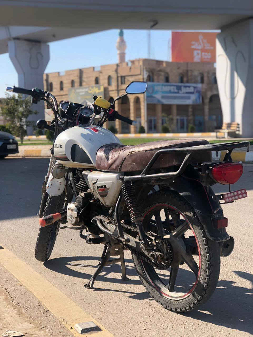 دايوان نضيفة للبيع او مراوس 500
موديل 2022
مجفته جديد قبل ثلاث ايام 
عيزة بس كشن وترتيبات شوية 
شعندك دراجة مراوس نزل


**إذا كنت صاحب هذا الإعلان وتريد حذفه لأي سبب، رجاءا أرسل رسالة إلى الدعم الفني**