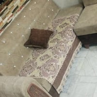 ديوانية مركز • سيتين • عيوب بسيطة