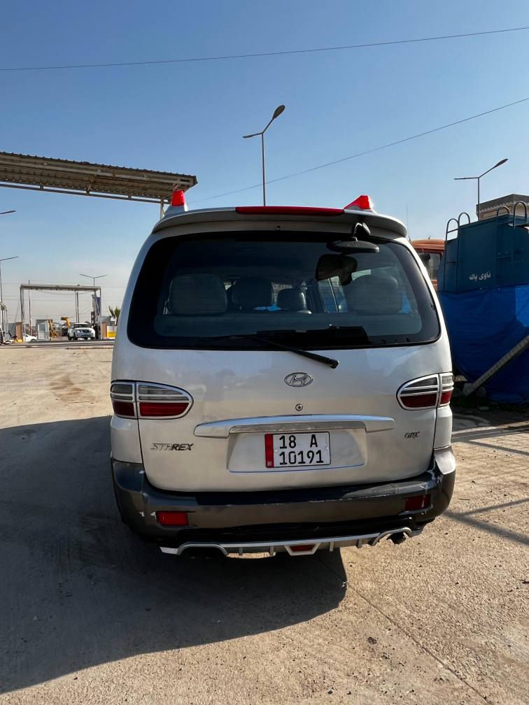 ستاريكس 2007
صبغ حزام جمالية سنوية جديد رقم بابل انكليزي شرط التحويل . شاصي نضيف بدون ضرر بدون حادث طخم تايرات جديدة بطارية جديدة 
محرك كير شرط بلا صرف بلا تبخير سعره 85$
للاستفسار الاتصال على *********** كركوك, العراق
