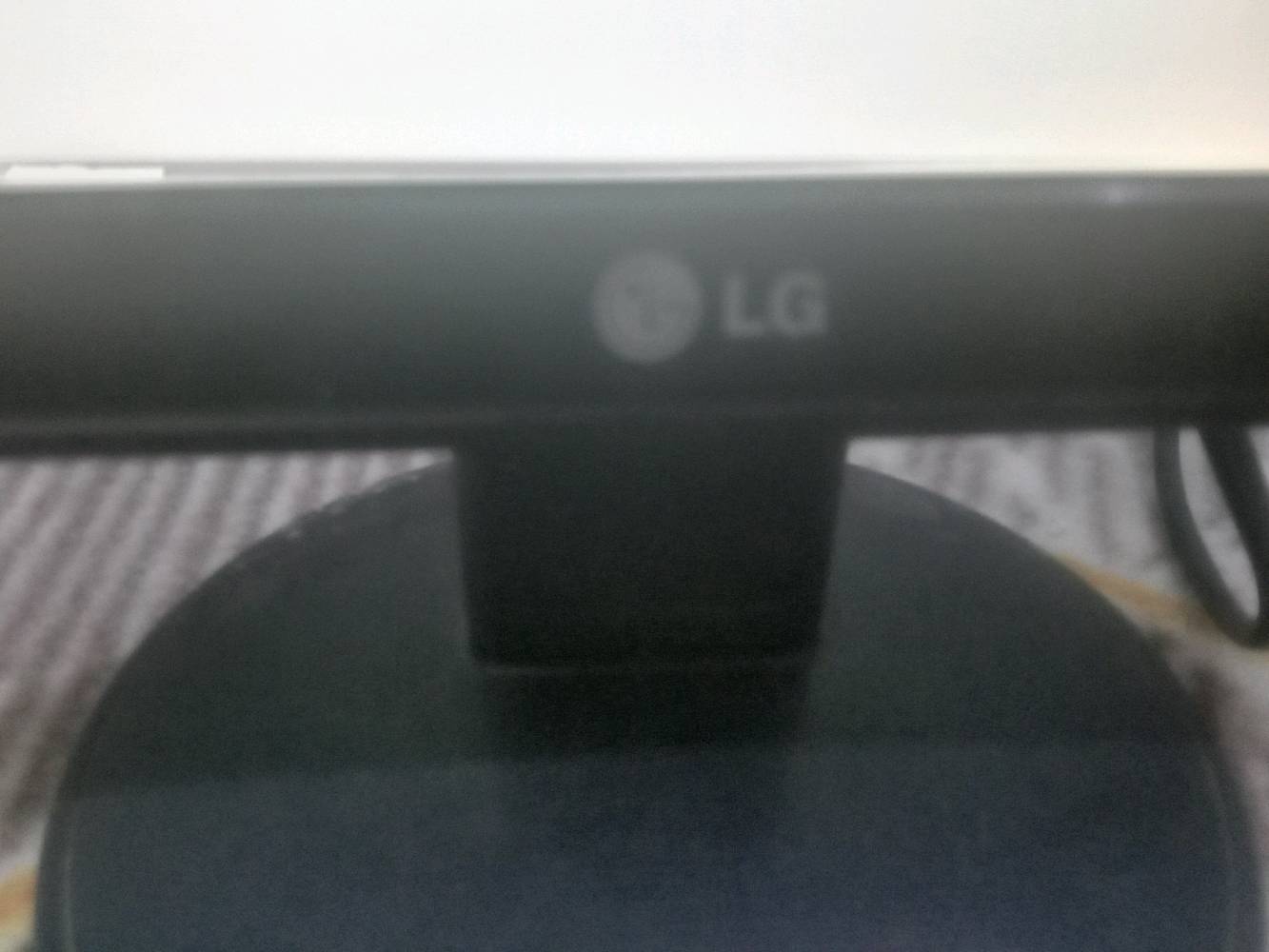 شاشة حاسبة وتعمل للكاميرات 60 هرتز نوع LG السعر 40 ألف دينار عراقي العنوان البصرة الجمهورية قرب مكينة الثلج
شنو حجم الشاشة بالضبط؟: 
16
هل الشاشة مابيها أي خدش أو عيب؟: 
لا
وين مكانك بالضبط للمعاينة؟: 
الجمهورية قرب مكينة الثلج 
هل تدعم الشاشة دقة 60 هرتز أو FPS؟: 
60 نعم
هل يقبل السعر التفاوض؟: 
نعم