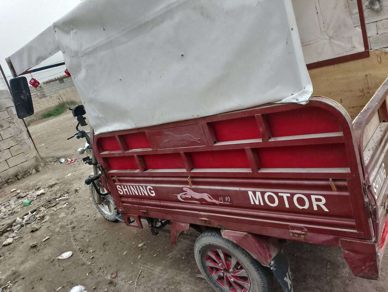 السلام عليكم ستوته موديل17شرط كهربائيات من كير من محرك من دبلات محجل مثل ماوضح كدامك  تجي تركب وتطلع السعر مليون بيه مجال رقم ***********
