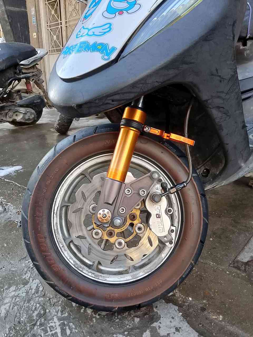 دراجه عدله مكينه رياضيه مزوده مكاني بغداد الحريه ***********
