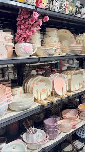 ❤️اضيفي لمسه من الرقي والفخامة.
الى منزلك.....
 🎉مع مجموعتنا من الاواني الاوروبية الفاخرة..🎉🎉
🤍تصاميم تجمع بين الكلاسيكية العريقة والعصرية الانيقة😍
لاتترددو للتواصل مع خدمة توصيل 
على الرقم
***********
