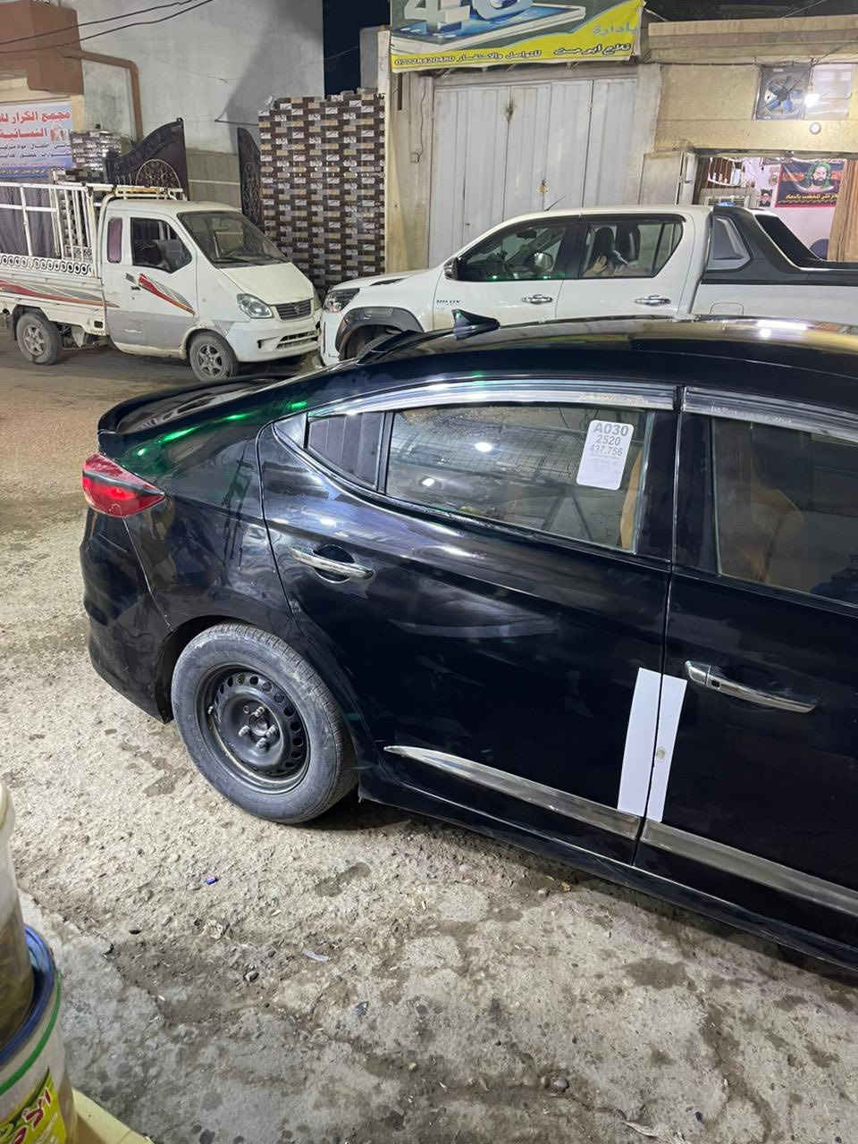 النترا للبيع موديل 2018
محرك 2000امريكي 

حادثه قطعتين بنيد وجامرلوغ 

السعر 117$ بيها مجال شي بسيط

رقم الهاتف 

***********
