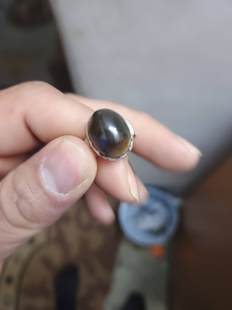 السلام عليكم ورحمة الله وبركاتة هذني المحابس والحجر مالهن كله مضبوط للبيع الي يريدهن يخابرني على هاذ الرقم مامتواجد عل فيس وبي واتساب ***********
