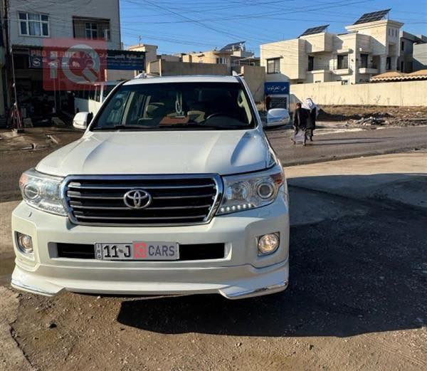 يالله لاندكروز ٢٠١٢للبيع
بريم اصل GXR
مكفوله من الضربه والصبغ
فقط بارد بيه مكانين
مكينه ٨سلندر 
مبدله جديده 
كير مكينه  حداديه خير من الله 
تبريد 
مكان سياره كربلاء المقدسه 
السعر ٣٣٠وبيه مجال لطيبين
***********
***********
