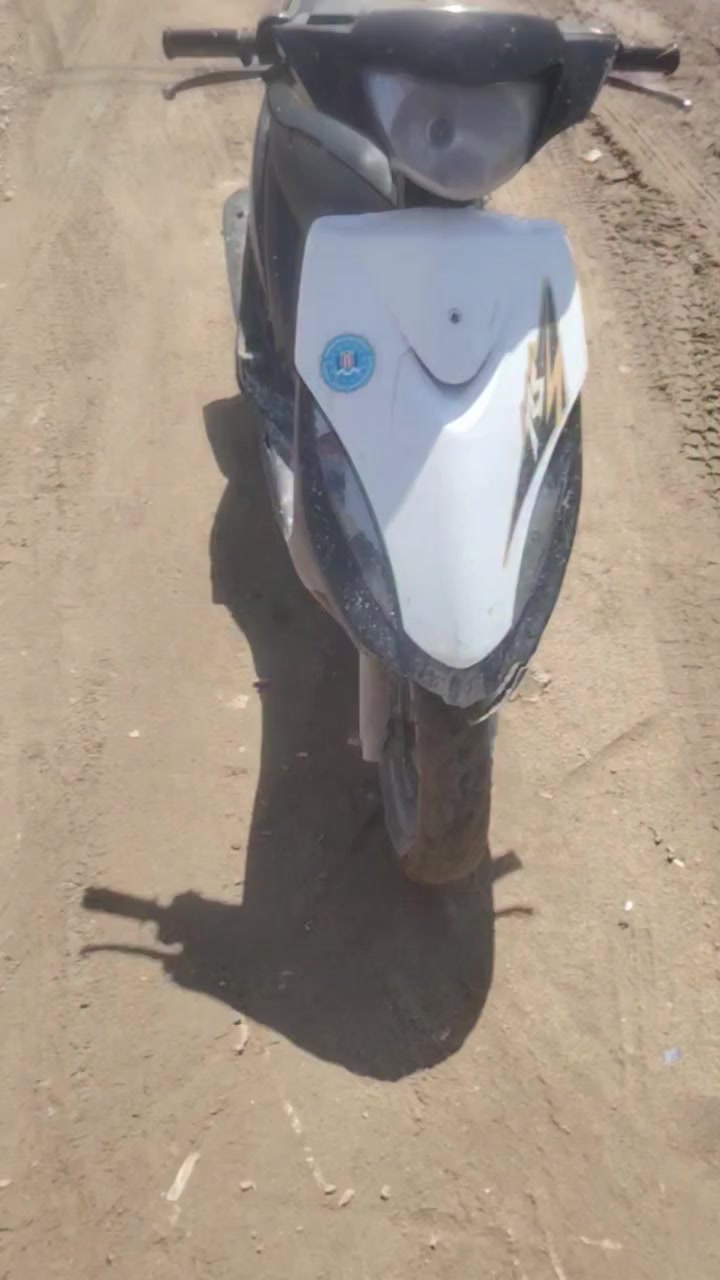 كربلاء الحرشارع البوبيات عمود ١٠٤ قرب شركه اليساري ***********
