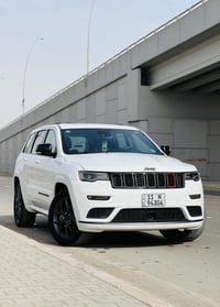 جيب گراند شيروكي S 2020 خليجية  مكفولة من الصبغ عدا بارد بلباب الايمن ...