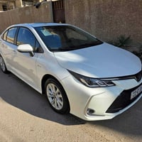 كورلا 2025  السياره ماشيه 11 الف  الشكل الخليجي  هايبرد محرك 1800  شاد...