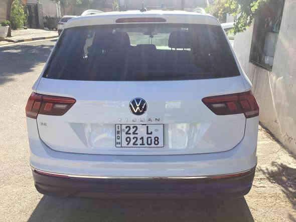 السلام عليكم تيكوان رقم اربيل موديل ٢٠٢٤ بأسمنا فول عدا البصمة ماشية ٣٠ الف ميل السعر ٢٣٥ ورقة بيها مجال بسيط للجادين بالشراء مكان السيارة حي العامل خلف المحكمة الاتصال على الرقم *********** او الرقم *********** تحياتي للجميع
