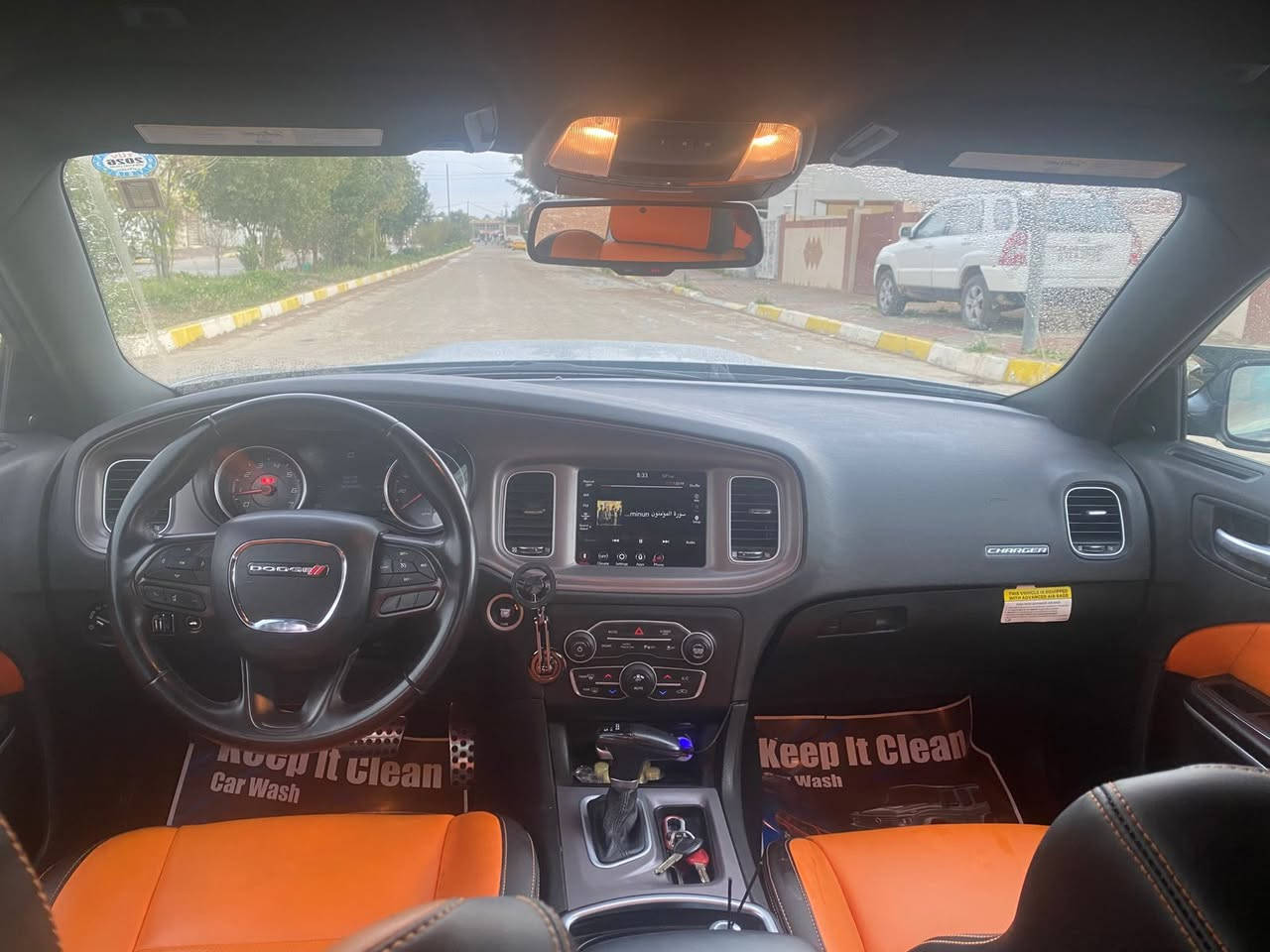 السلام عليكم ورحمه الله وبركاته 
ادمن انت هنااااا♥️
دوج جارجر 
2023
GT
ماشيه 27مايل
رقم سليمانيه الجديد 
بأسمنه
سنويه لحد 2031
ايرباگ سستم
بيه چامرلاغ وبنيد مبدلات بلاد
البنيد بلاد لكن مصبوغ
محرك 3600
گير محرك بشرررررط
تبريد  تدفئه حداديه كله بشرررررط
صور السياره والسونار ورقم الشاصي بالمنشوووور
السعر 225وبي مجال بسيط للشراي الجاد
مكانه ديالى خانقين
الخاص مفتوح
للاستفسار ***********
