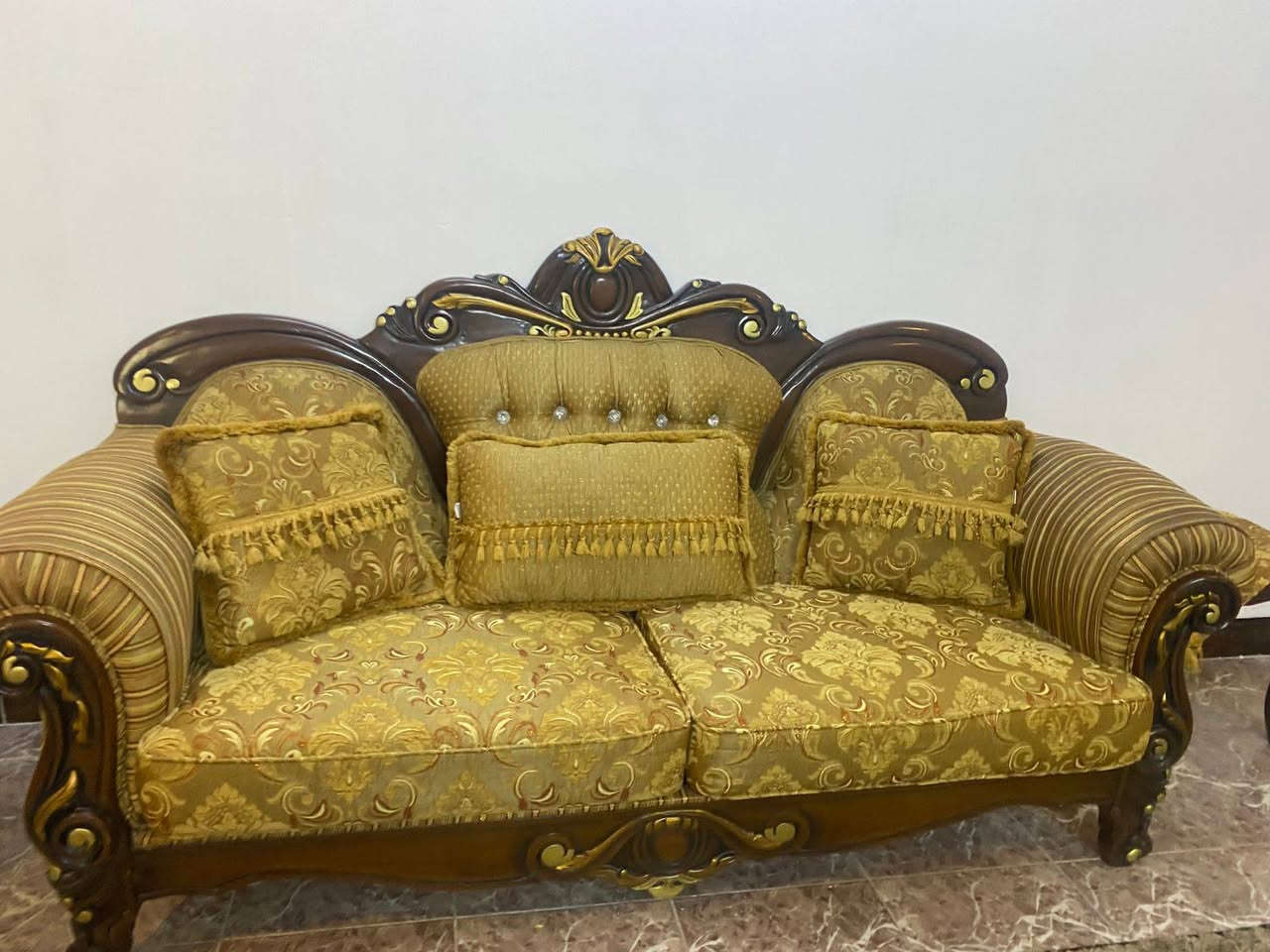 تخم ملكي عشر مقاعد النظافه 100/100 للبيع السعر مليون اونص


**إذا كنت صاحب هذا الإعلان وتريد حذفه لأي سبب، رجاءا أرسل رسالة إلى الدعم الفني**