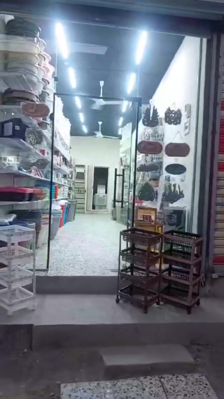 السلام عليكم  ...
اللهم صل على محمد وآل محمد 
قال تعالى الله لطيف بعباده يرزقة من يشاء هو القوي العزيز 
تم فتتاح محل كلش و كلاشي
 اهلا وسهلا بكم اهالي التاميم 
مواد المنزلية اسعار مناسبة ومختلفة ملابس النسائية 
انواع بلاستيك منشا من العراق و إيران و سوريا
 مختلف الاسعار 
التاميم خلف شارع ٦٠ مجاور حسين الربيعي كوزمتك
بإدارة ابو مصطفى


**إذا كنت صاحب هذا الإعلان وتريد حذفه لأي سبب، رجاءا أرسل رسالة إلى الدعم الفني**