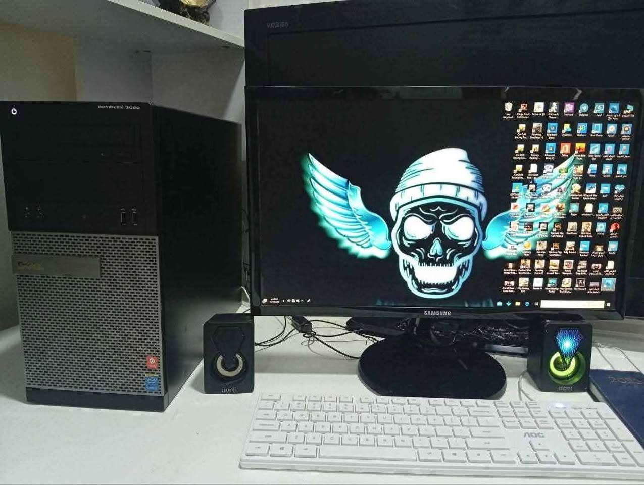 حاسبة كاملة للبيع 
الجهاز: Dell OptiPlex 3020.
المعالج: Intel Core i5-4590 (جيل رابع) بسرعة 3.30GHz.
الذاكرة (RAM): 8 جيجابايت (12288MB).
نظام التشغيل: Windows 10 Pro 64-bit.
نسخة DirectX: DirectX 12.
كرت الشاشة: Intel(R) HD Graphics 4600 (داخلي).
كرت شاشة خارجي 560
ذاكرة العرض (VRAM): 112 ميجابايت.
الذاكرة المشتركة: 2048 ميجابايت
ملحقات كيس وشاشة وكيبورد وماوس وسماعات ام انارة حاسبة راقية وسلسه
250 الف وبيه مجال وحتى ماين كرافت بيه ولعب سلس
توصيل متوفر بغداد, العراق


**إذا كنت صاحب هذا الإعلان وتريد حذفه لأي سبب، رجاءا أرسل رسالة إلى الدعم الفني**