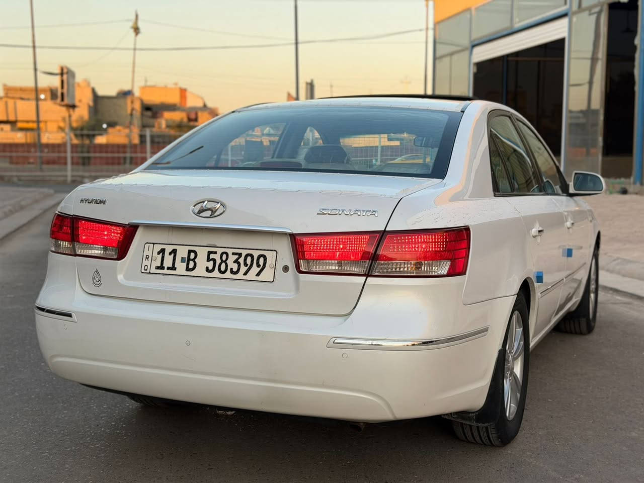 السلام عليكم
سوناتا 2009 خليجي موصفات الكاصد 1/1
السياره جديده بيهه شبر صبغ فقد يم الواقيه
السياره جديده ماشيه 84 الف 
المواصفات 
كشنات جلد اصلي 
داخل صاج 
تبريد بيانو 
فتحه سلايت 
دبل ايرباك 
ويل 16 خمسه ويل كب سبير منازل 
محرك 2400 دوش 
كير 5 نمر 
رقم بغداد دولي بسمي 
مكان السياره بغداد 
رقمي ***********
