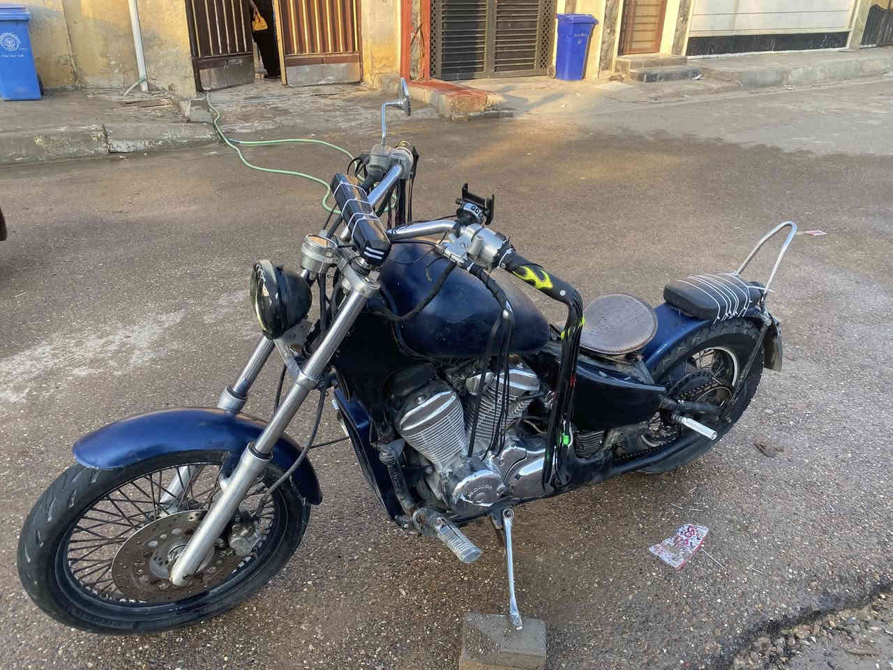 هارلي ببر لبيع حجم المكينة 400المكينة مكفولة كفلة عامة الدارجة يحتاجلة ترتيب بدون رقم وراق السعر 1100 وبيه مجال 
ما متواجد على الفيس *********** بغداد الحسينية
